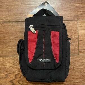 NWT Columbia Departure Pouch